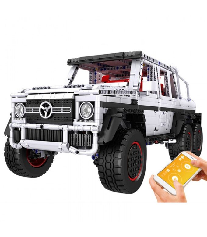 Mould King 13061 RC G700 6x6 SUV Off-Road Truck