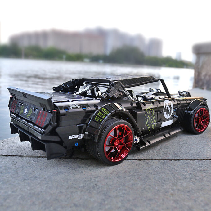 Mould King 13108 1:8 Ford Mustang Hoonicorn - Image 5