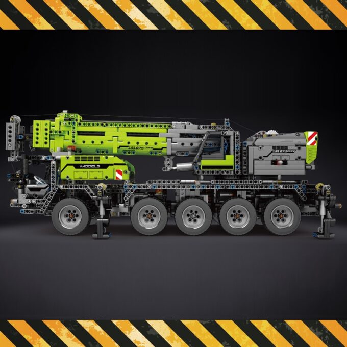 Mould King 17035 High-Tech Crane Mk II Truck Model - Image 5
