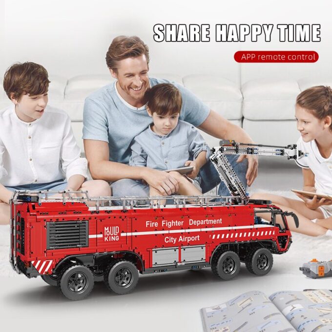 Mould King 19004 Airport Crash Tender Truck - Image 3