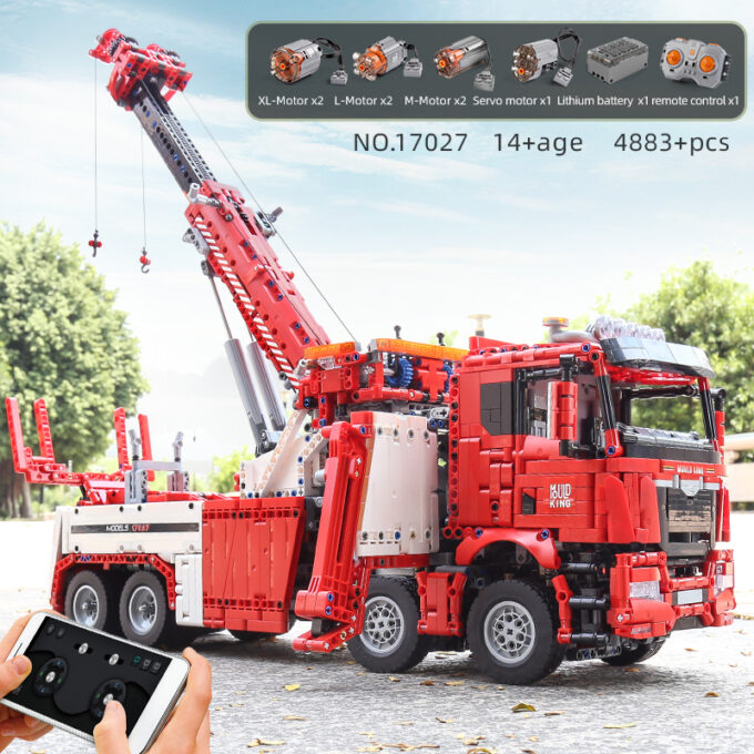 Mould King 17027 RC Fire Rescue Vehicle - Image 6