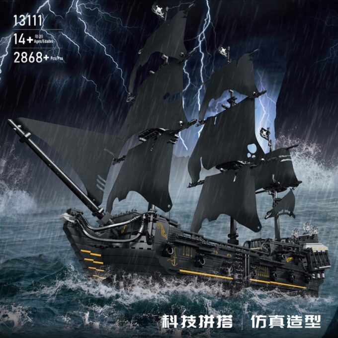 Mould King 13111 Pirates Ship - Image 2
